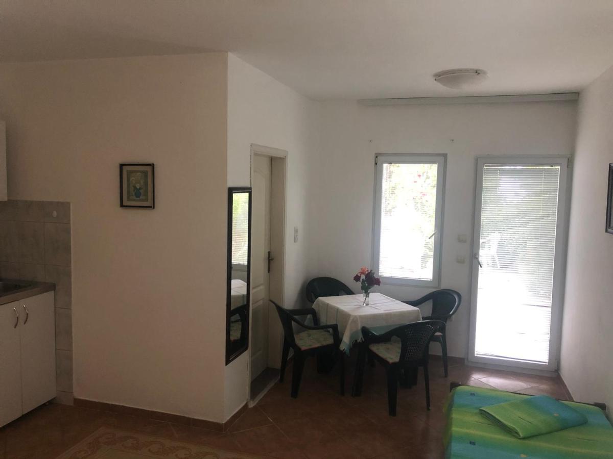 Apartmani Sunce Бар Екстер'єр фото