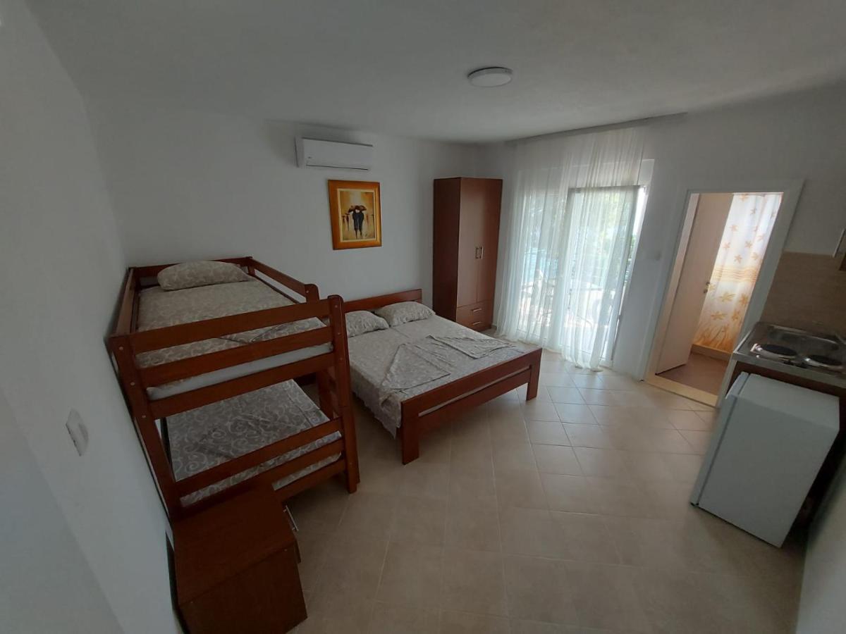 Apartmani Sunce Бар Екстер'єр фото