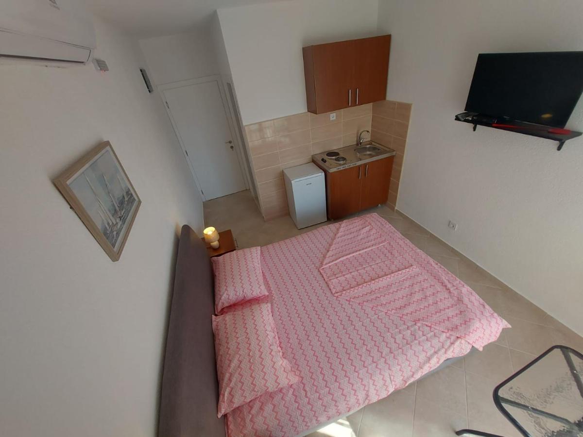 Apartmani Sunce Бар Номер фото