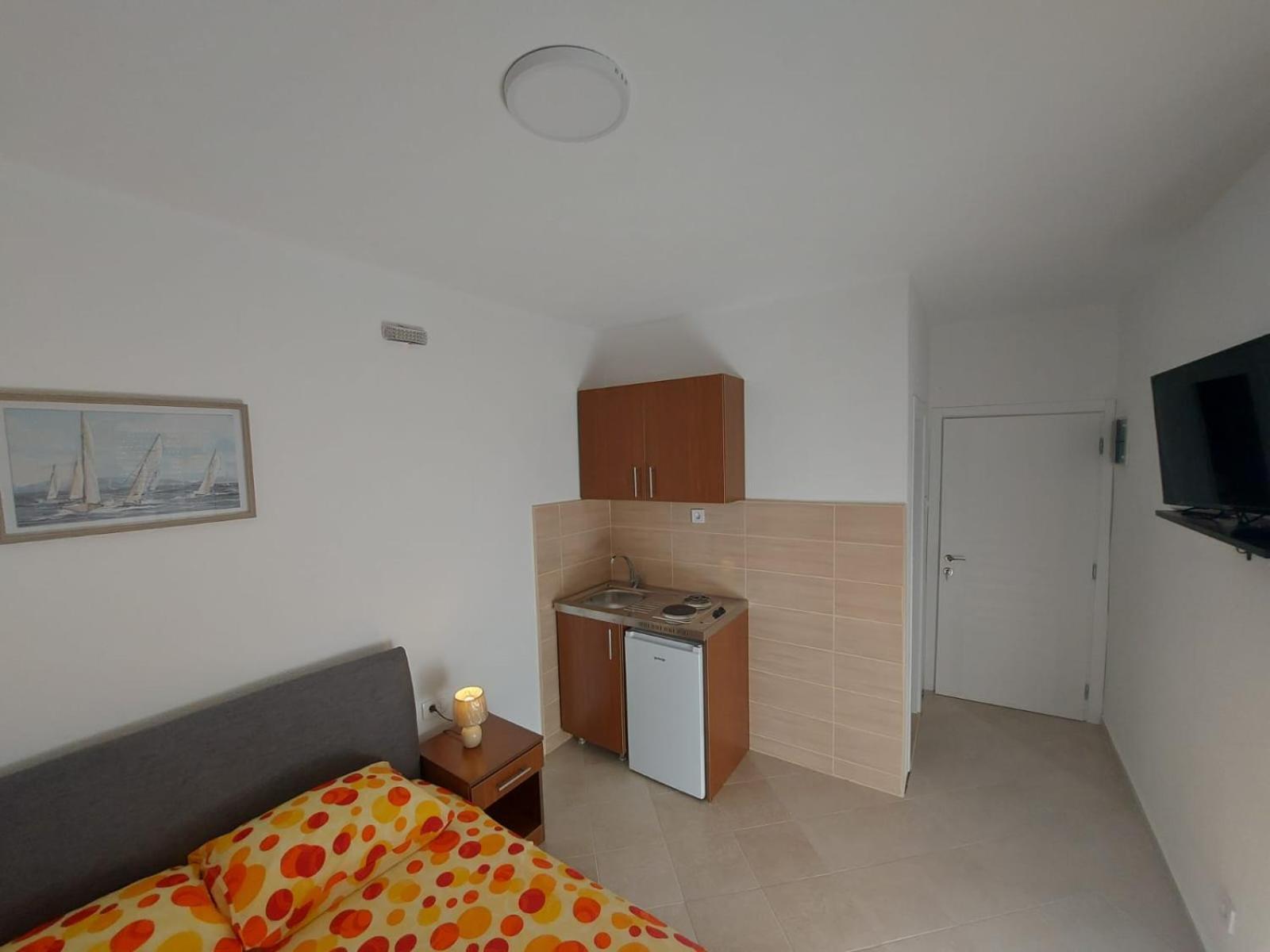 Apartmani Sunce Бар Екстер'єр фото