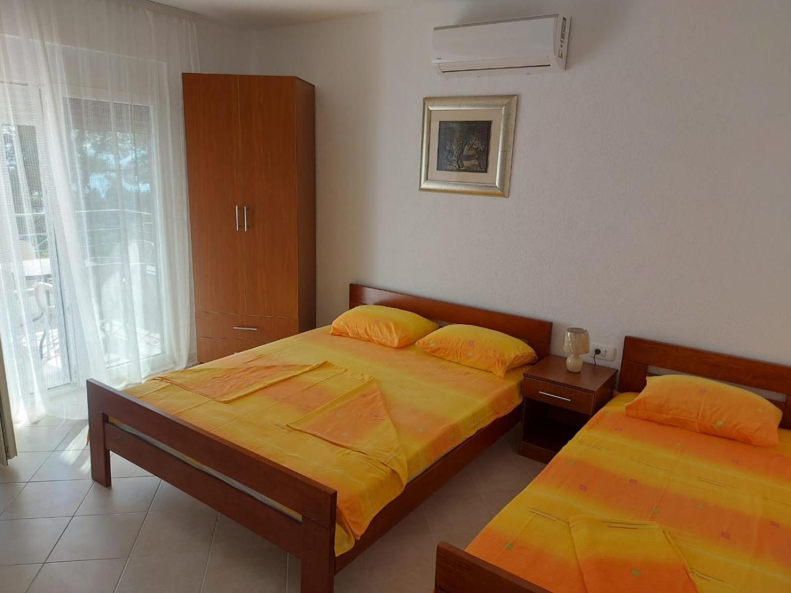 Apartmani Sunce Бар Екстер'єр фото
