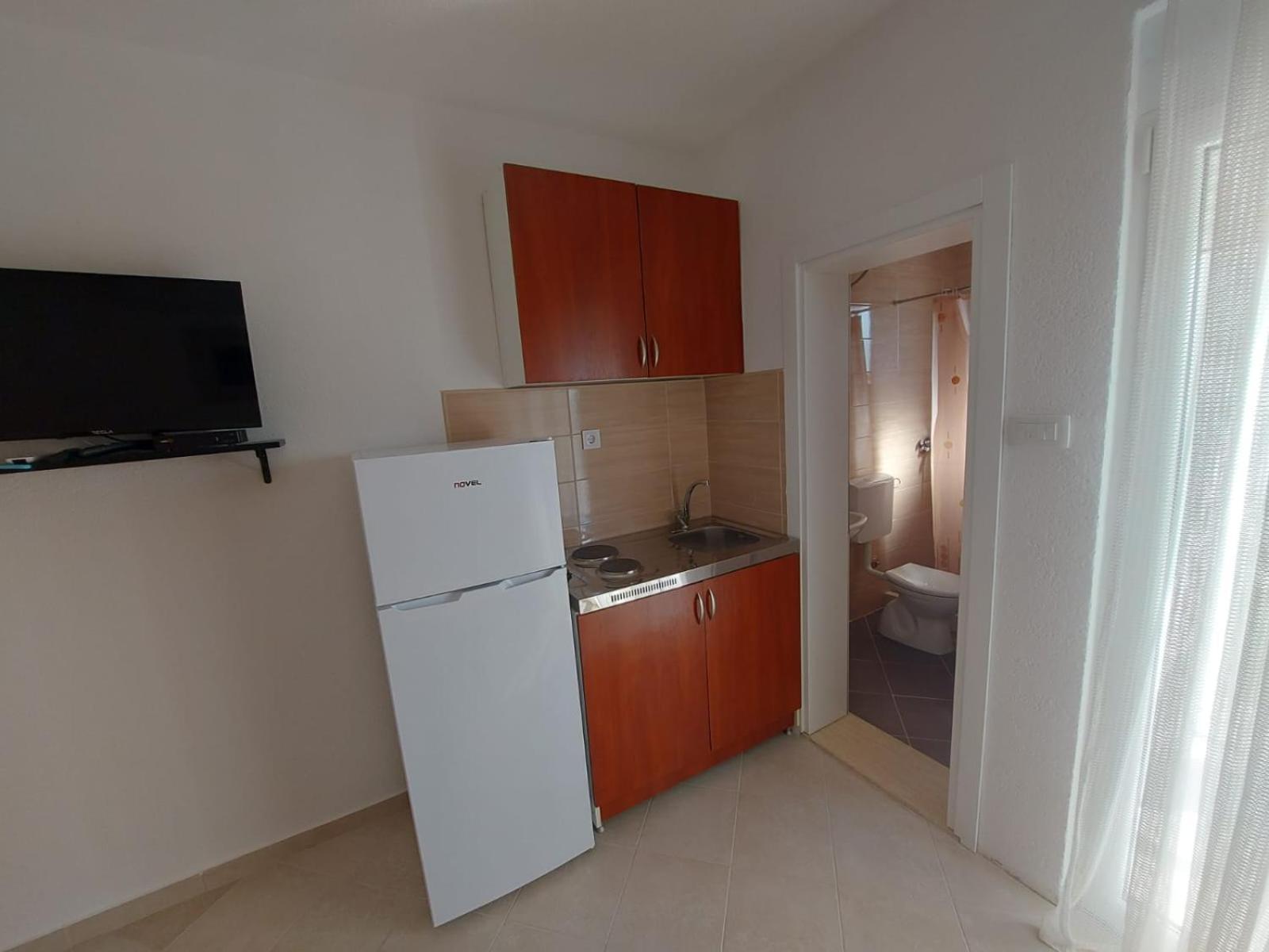 Apartmani Sunce Бар Екстер'єр фото