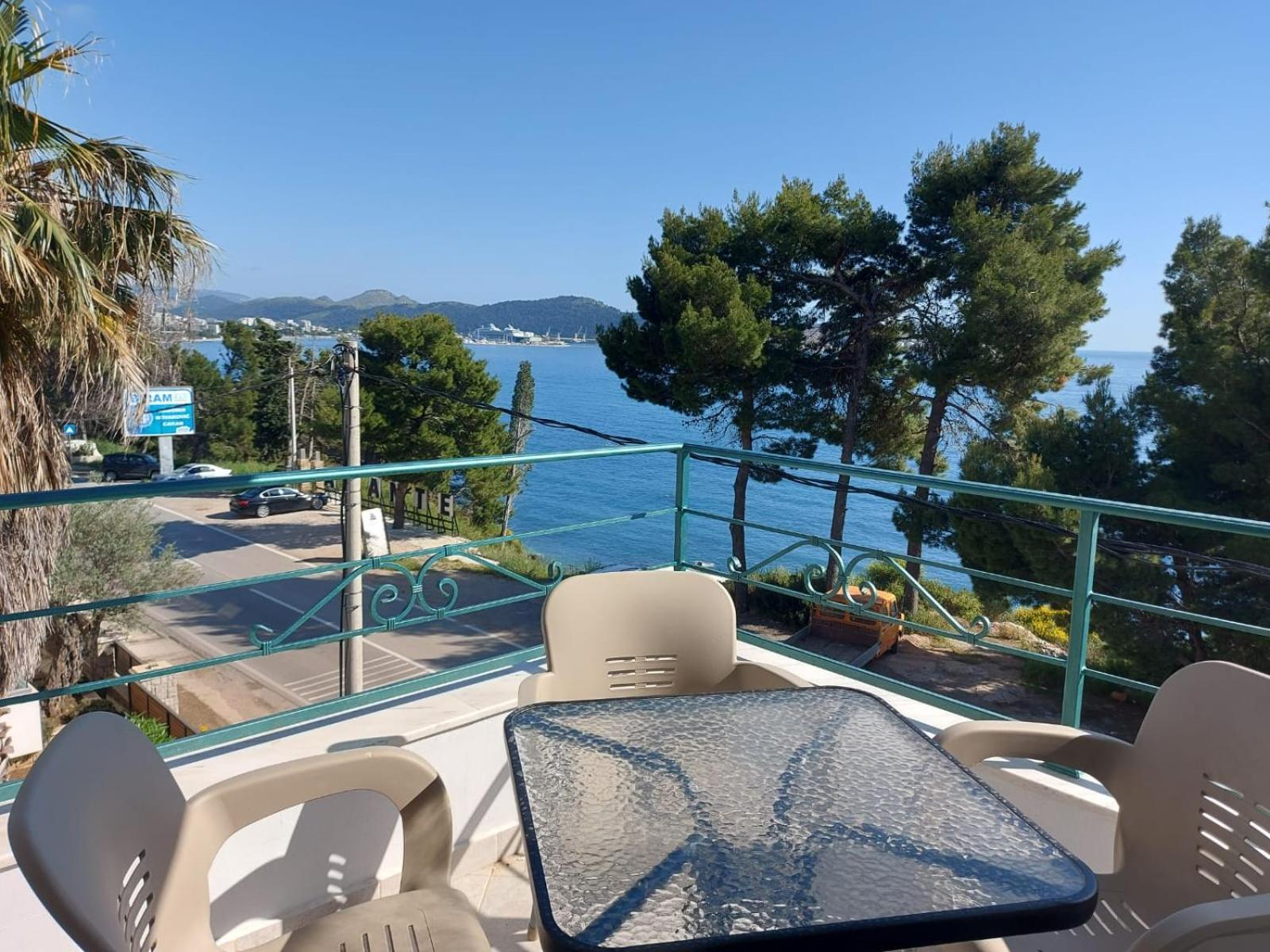 Apartmani Sunce Бар Екстер'єр фото